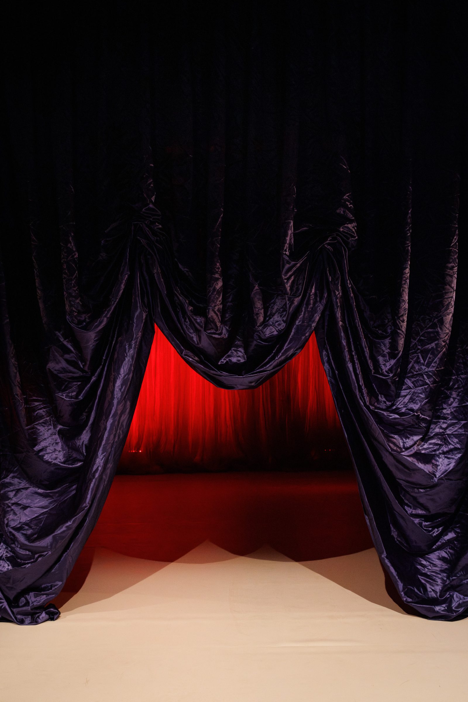 Tidens Veckade Egenskaper